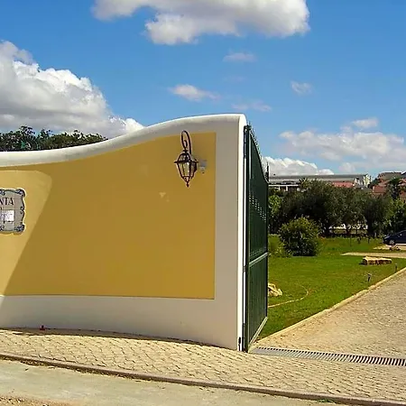 فندق مبيت وإفطار Quinta Do Scoto Rinchoa